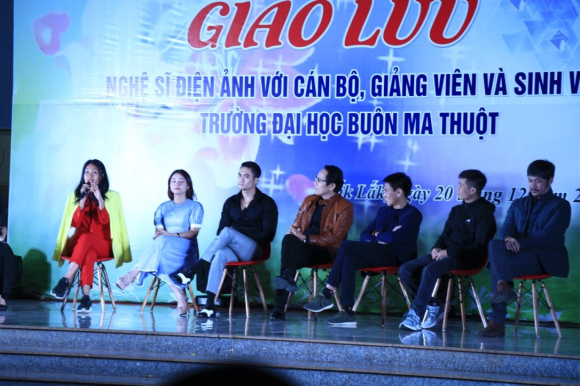 Tổ chức Giao lưu nghệ sĩ Điện ảnh với sinh viên Trường Đại học Buôn Ma Thuột