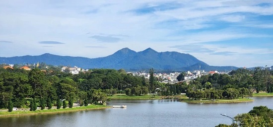 Phố núi Đà Lạt là một phim trường lớn rất đẹp và thơ mộng