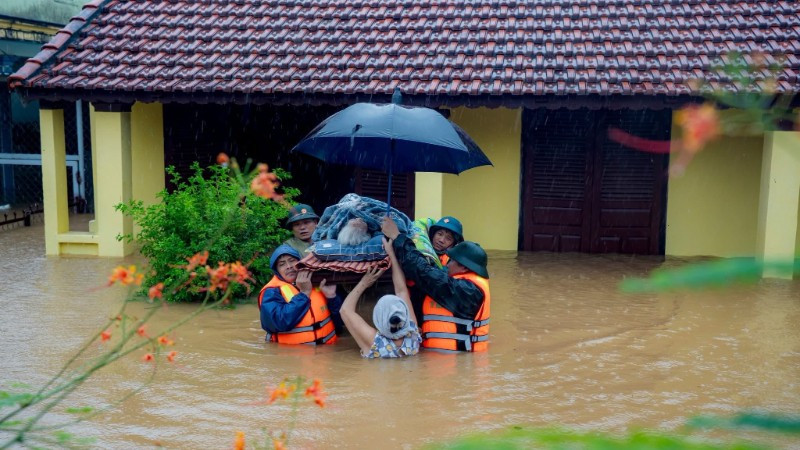 Tập trung ứng phó và kịp thời khắc phục hậu quả mưa lũ, ngập lụt, sạt lở đất, lũ quét trên địa bàn tỉnh